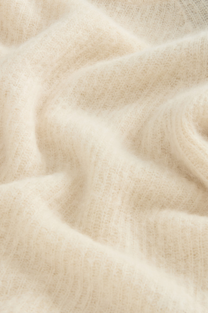 Garment-Dyed Crewneck Sweater in Alpaca and Wool Blend White photo 6 | Woolrich