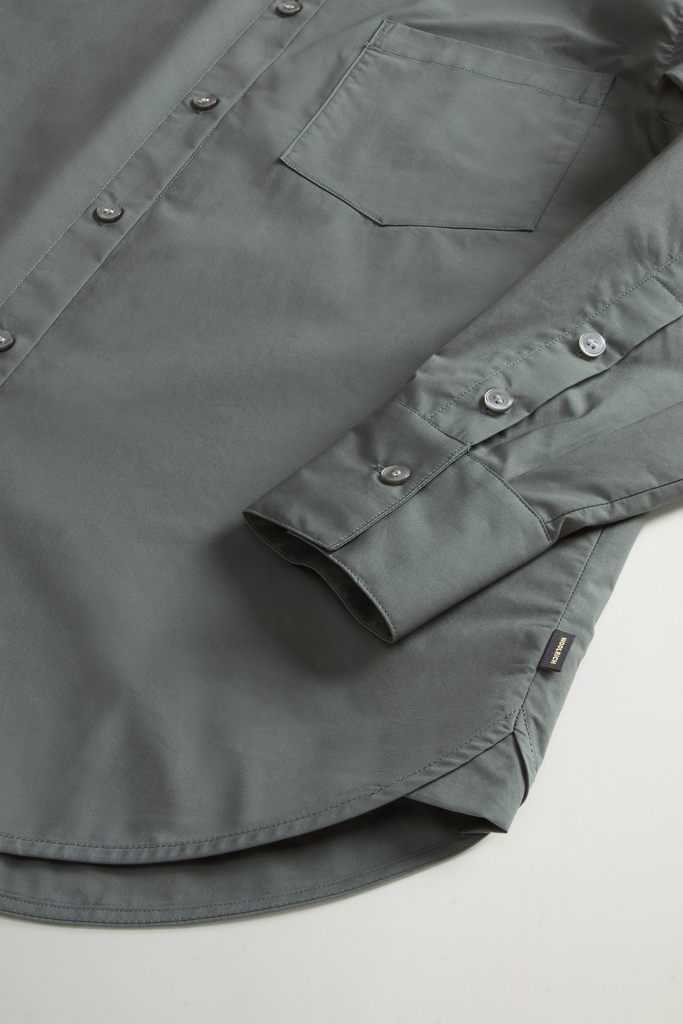 COTTON POPLIN BOYFRIEND SHIRT Green photo 7 | Woolrich