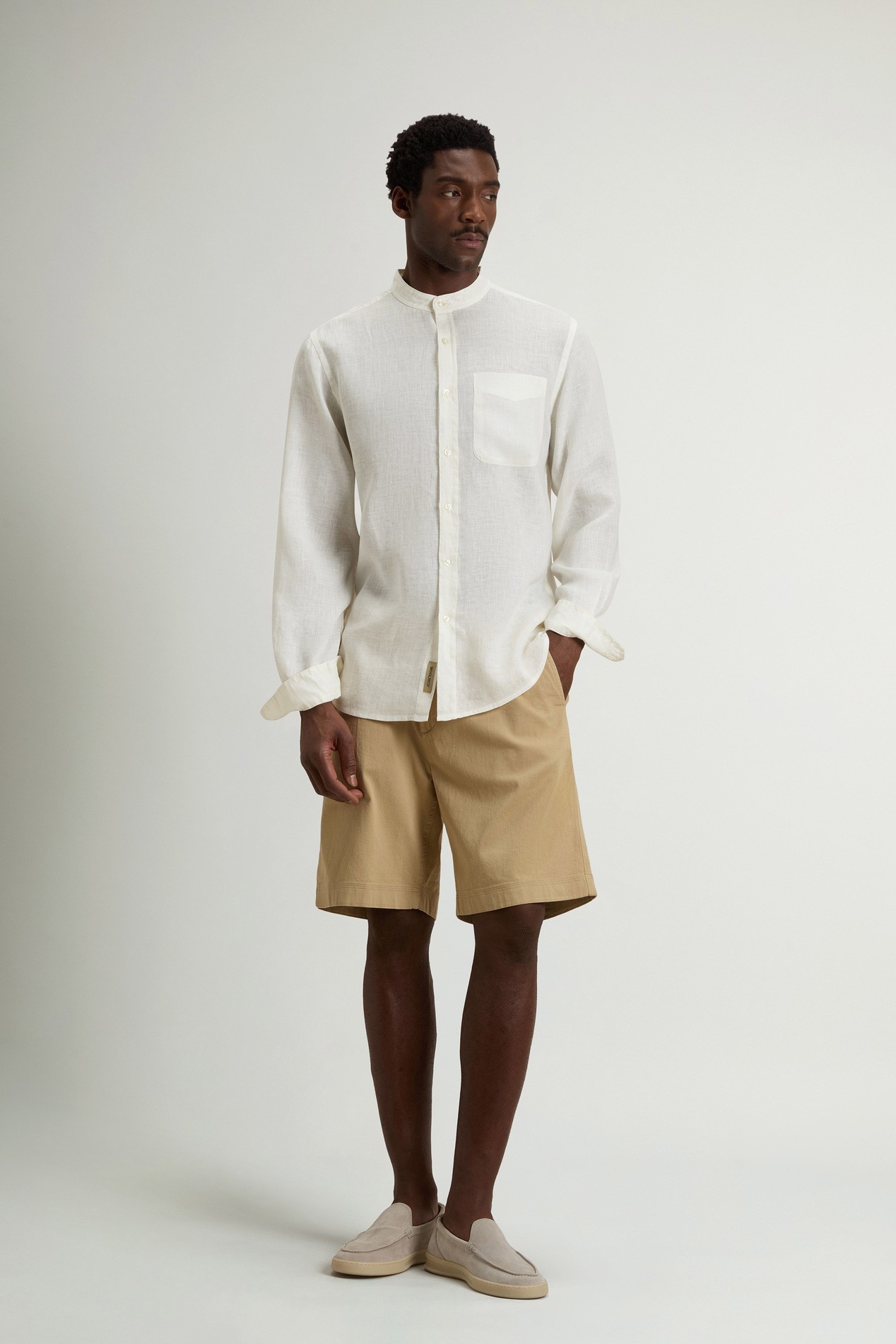 BAND COLLAR LINEN SHIRT White photo 2 | Woolrich