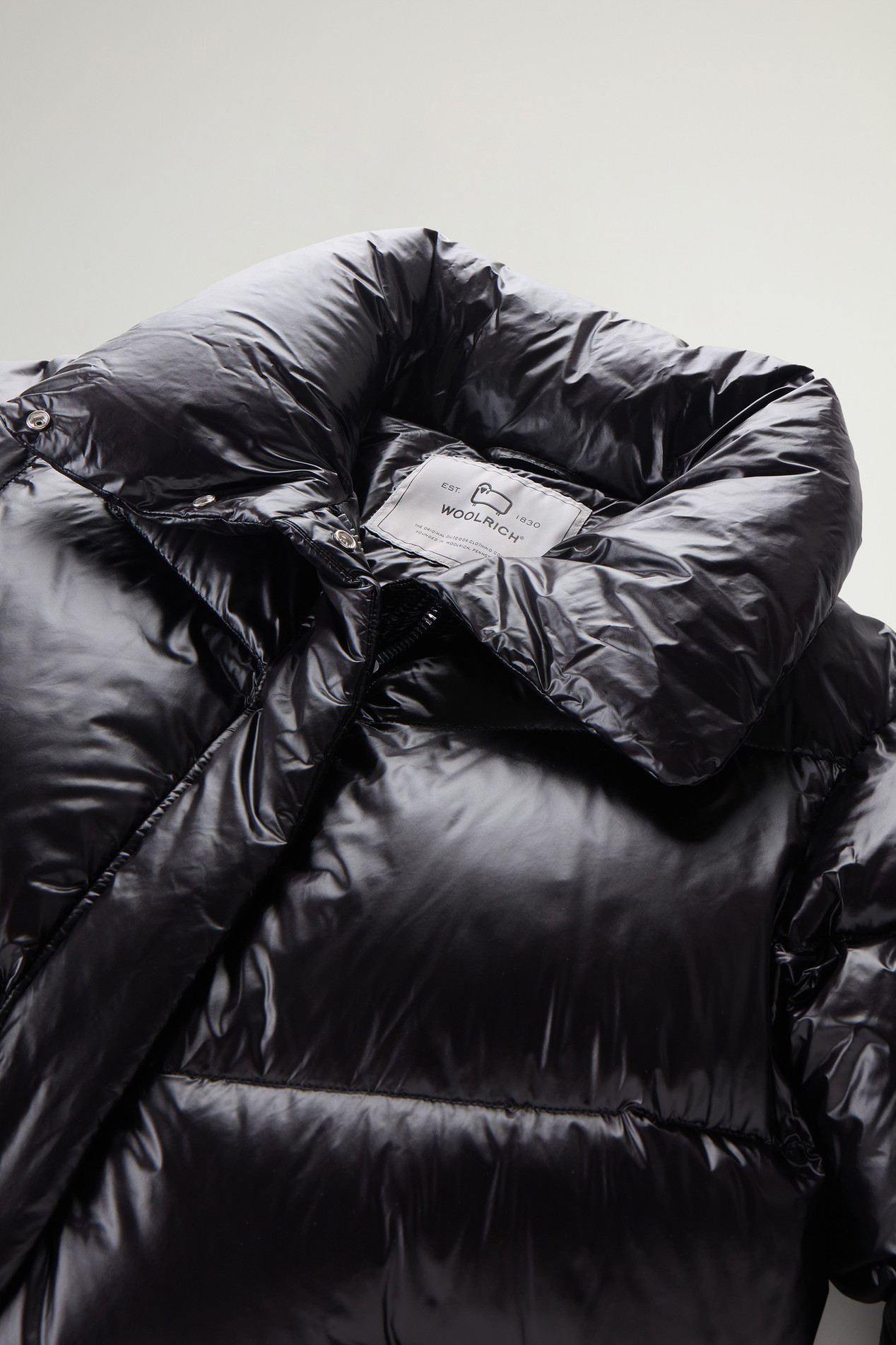 Aliquippa Down Jacket in Glossy Nylon Black photo 2 | Woolrich