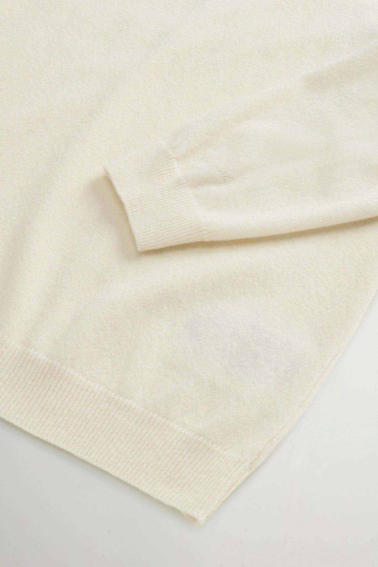 Crewneck Sweater in Pure Virgin Wool White photo 2 | Woolrich