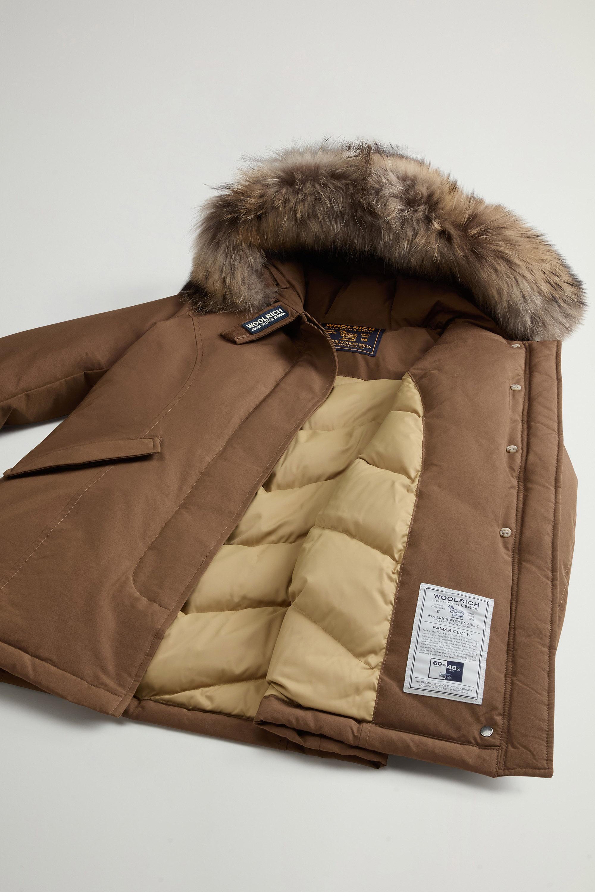 Arctic Parka in Ramar Cloth con pelliccia removibile Verde photo 4 | Woolrich