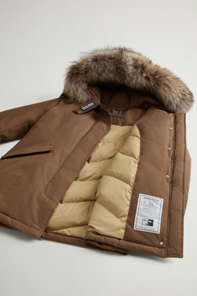 Arctic Parka in Ramar Cloth con pelliccia removibile Verde photo 4 | Woolrich