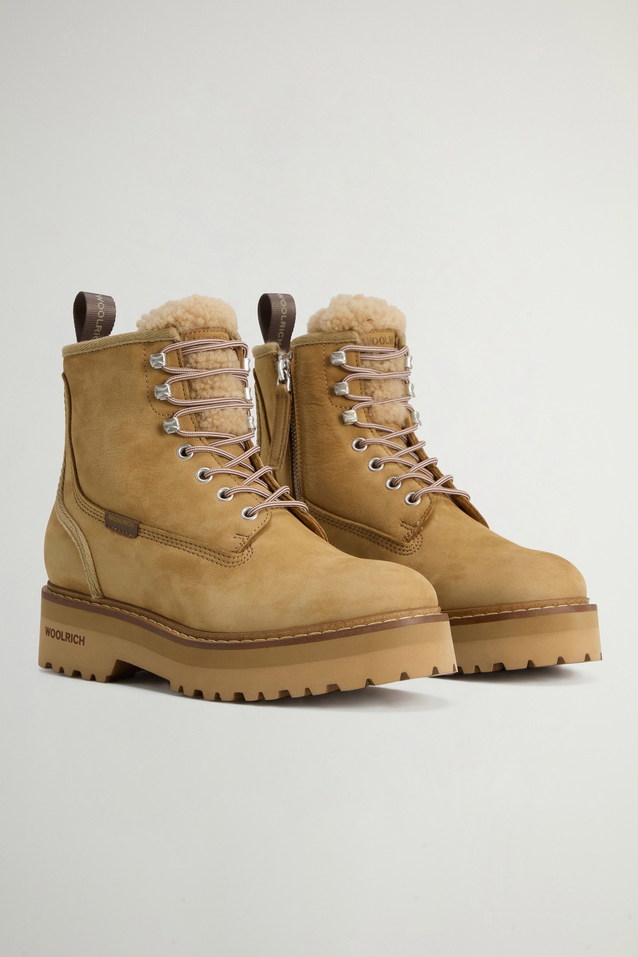 W'S HIKING BOOT Beige photo 2 | Woolrich