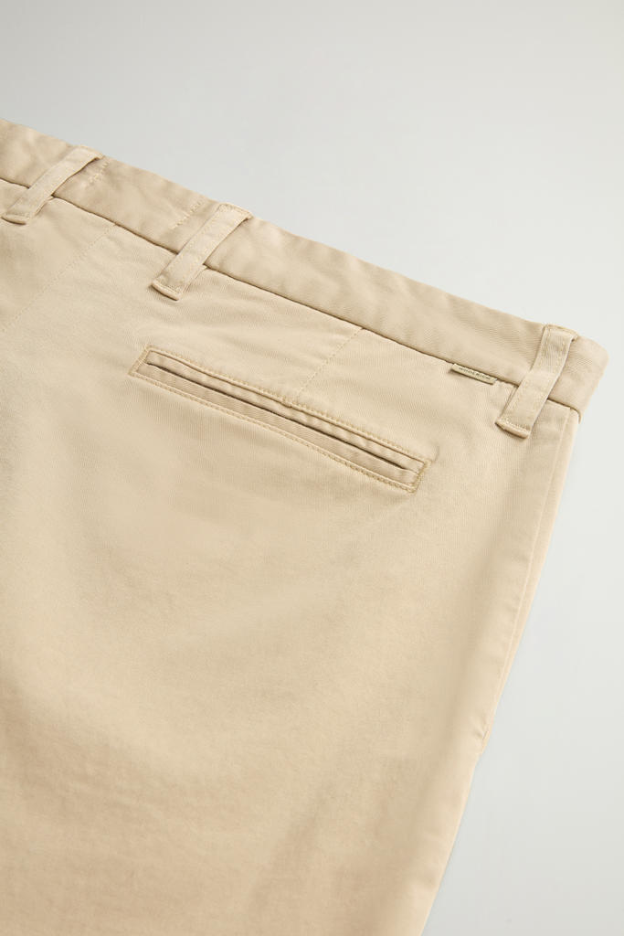 Garment-Dyed Stretch Cotton Twill Chino Shorts Beige photo 4 | Woolrich