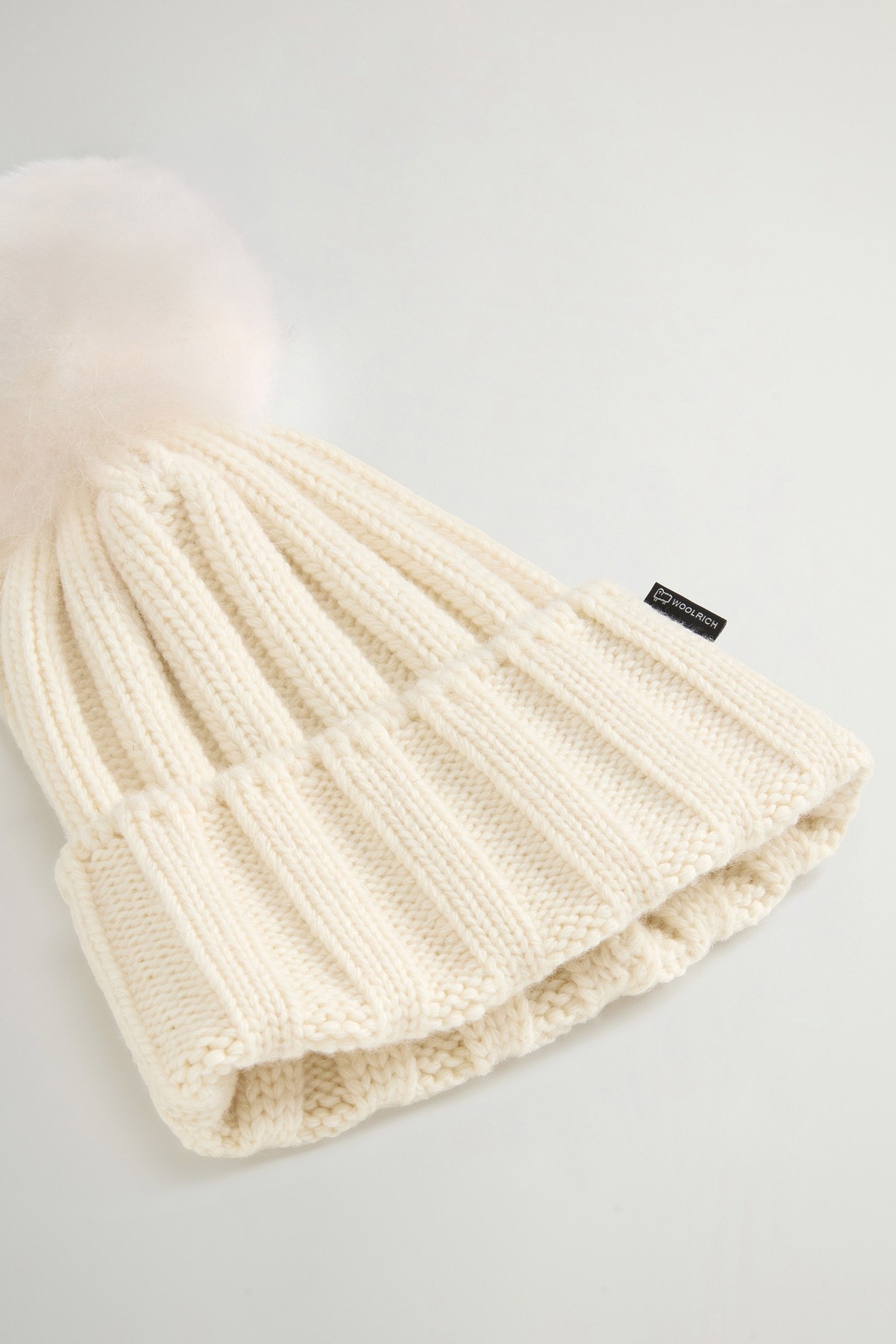Girls’ Beanie in Pure Virgin Wool with Removable Pompon White photo 7 | Woolrich