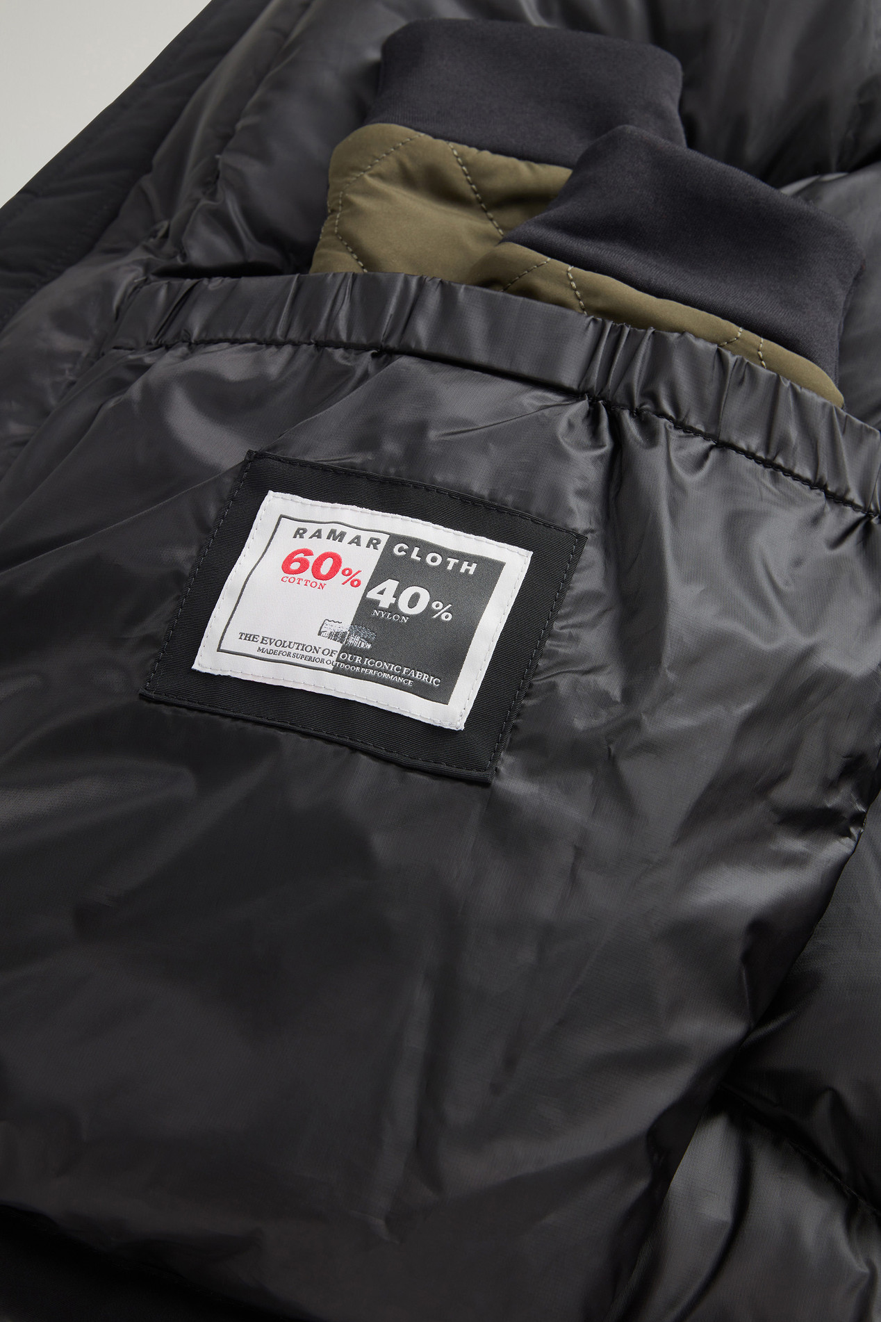 Arctic Anorak en Ramar Cloth Noir photo 9 | Woolrich