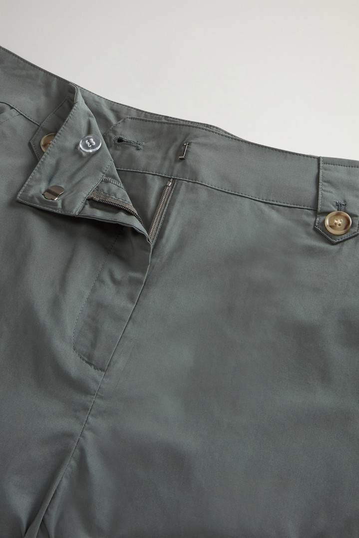COTTON POPLIN SHORTS Green photo 4 | Woolrich