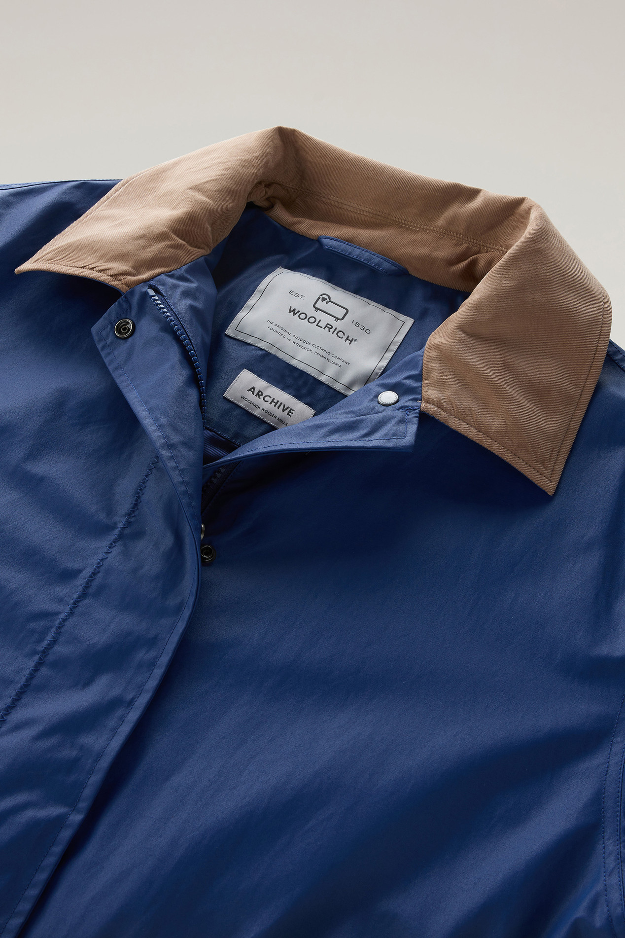 Waxed Trench Coat in Cotton Nylon Blend with Pointed Collar Blue photo 2 | Woolrich