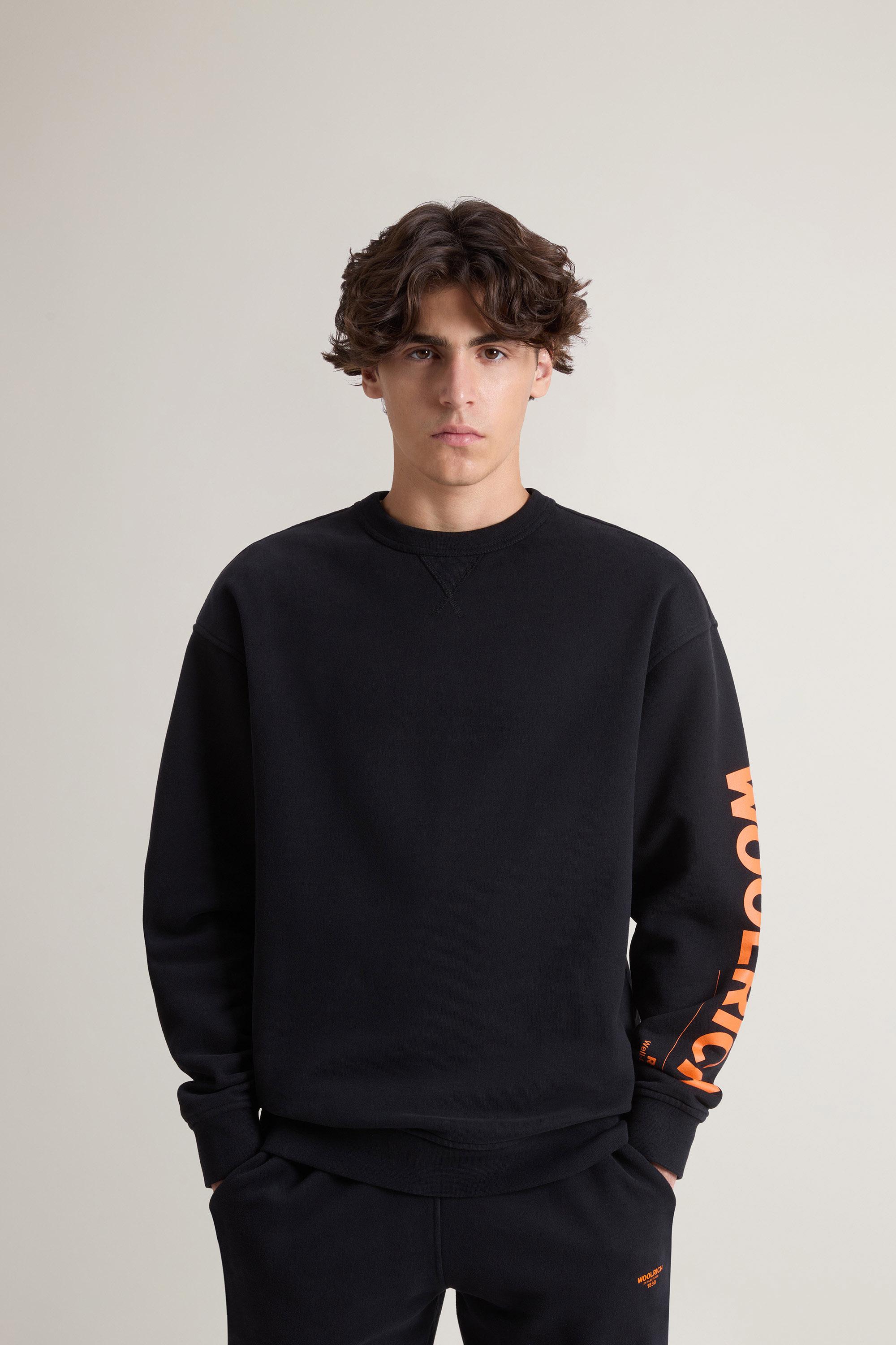 Teen Boys’ Crewneck Sweatshirt in Brushed Pure Cotton Black photo 1 | Woolrich