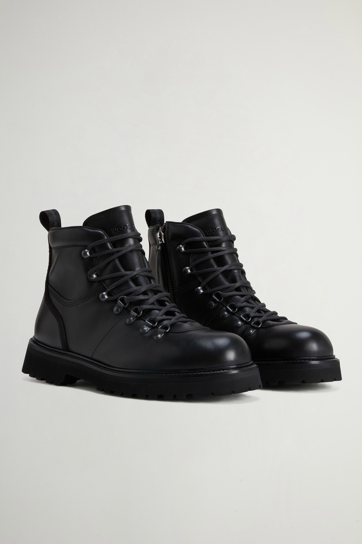 HIKING BOOT Black photo 2 | Woolrich