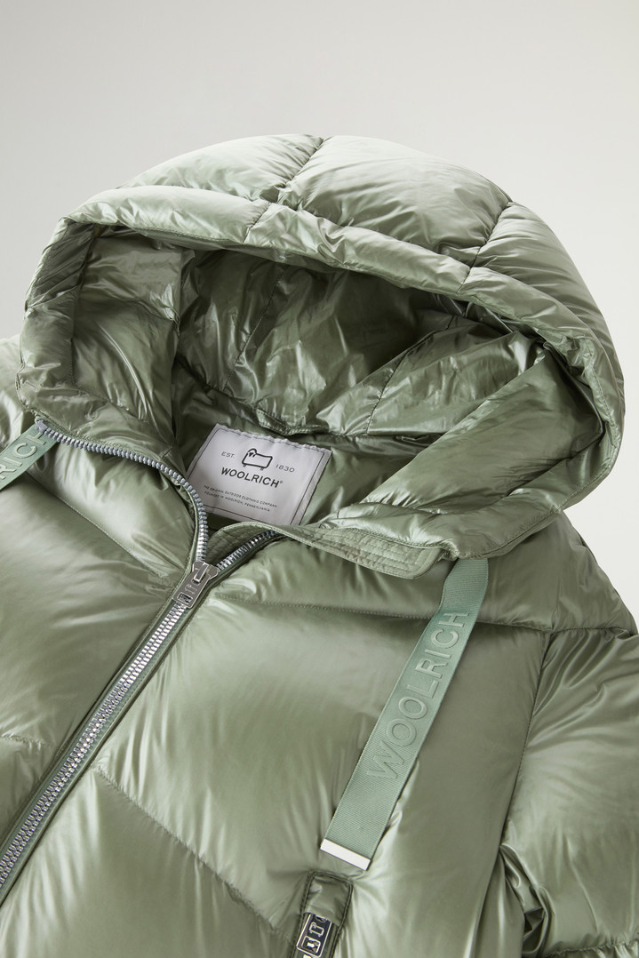 Aliquippa Short Down Jacket in Glossy Nylon Green photo 2 | Woolrich