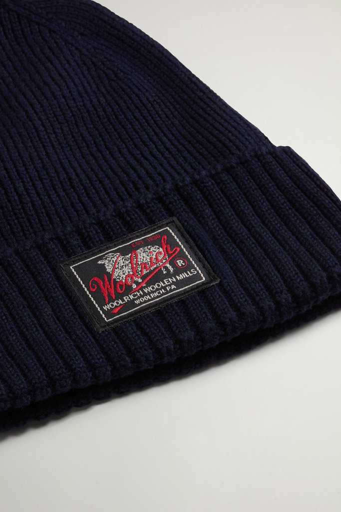 LEGACY PATCH BEANIE Blau photo 4 | Woolrich
