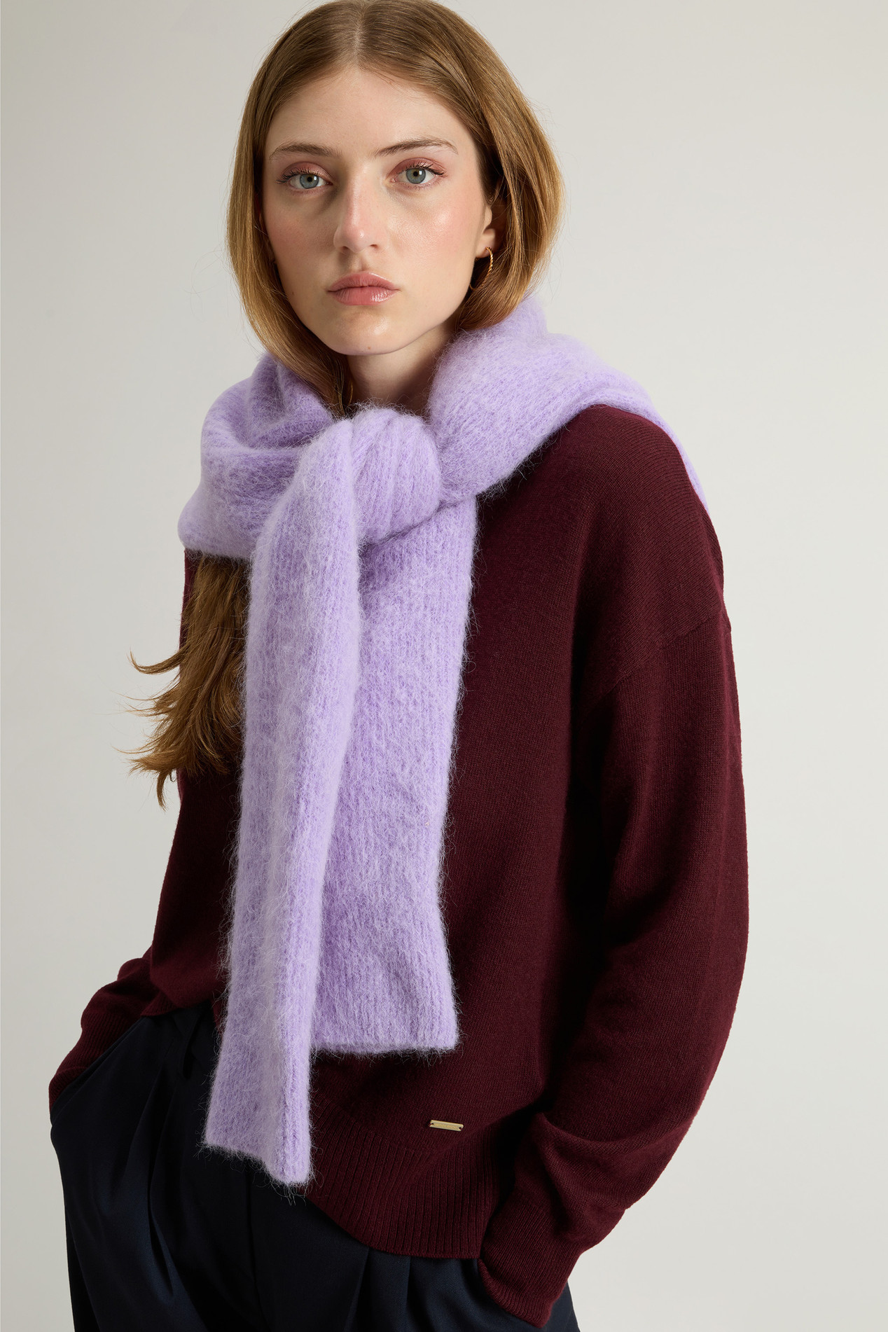 Crewneck Sweater in Virgin Wool and Cashmere Blend Burgundy photo 4 | Woolrich