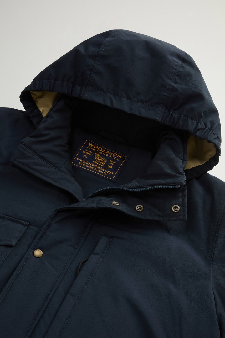 Mountain Jacket in Ramar Cloth Blue photo 6 | Woolrich