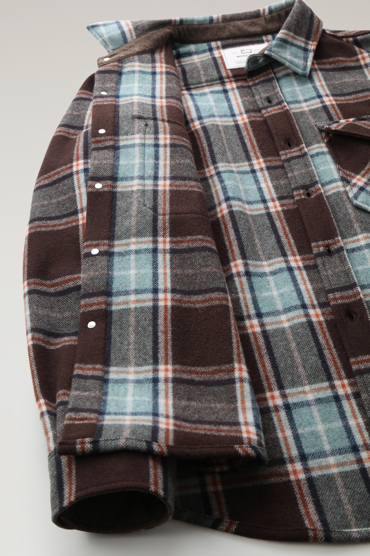Alaskan Check Overshirt in Recycled Italian Wool Blend Multicolor photo 6 | Woolrich