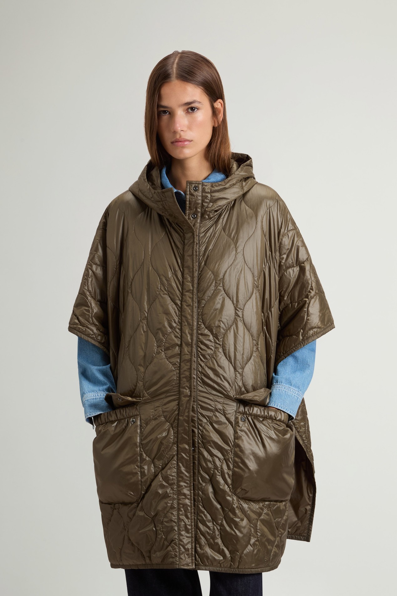 Quilted Cape in Urban Light Nylon Green photo 1 | Woolrich