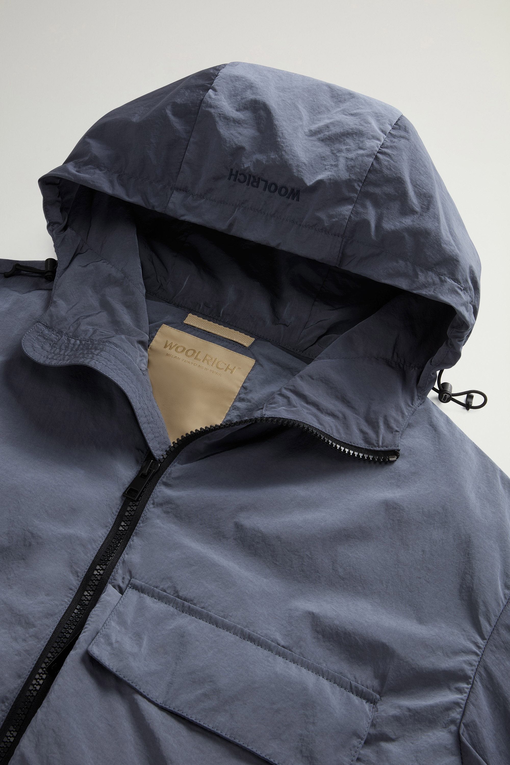 SHINY NYLON HOODED JACKET Blue photo 6 | Woolrich