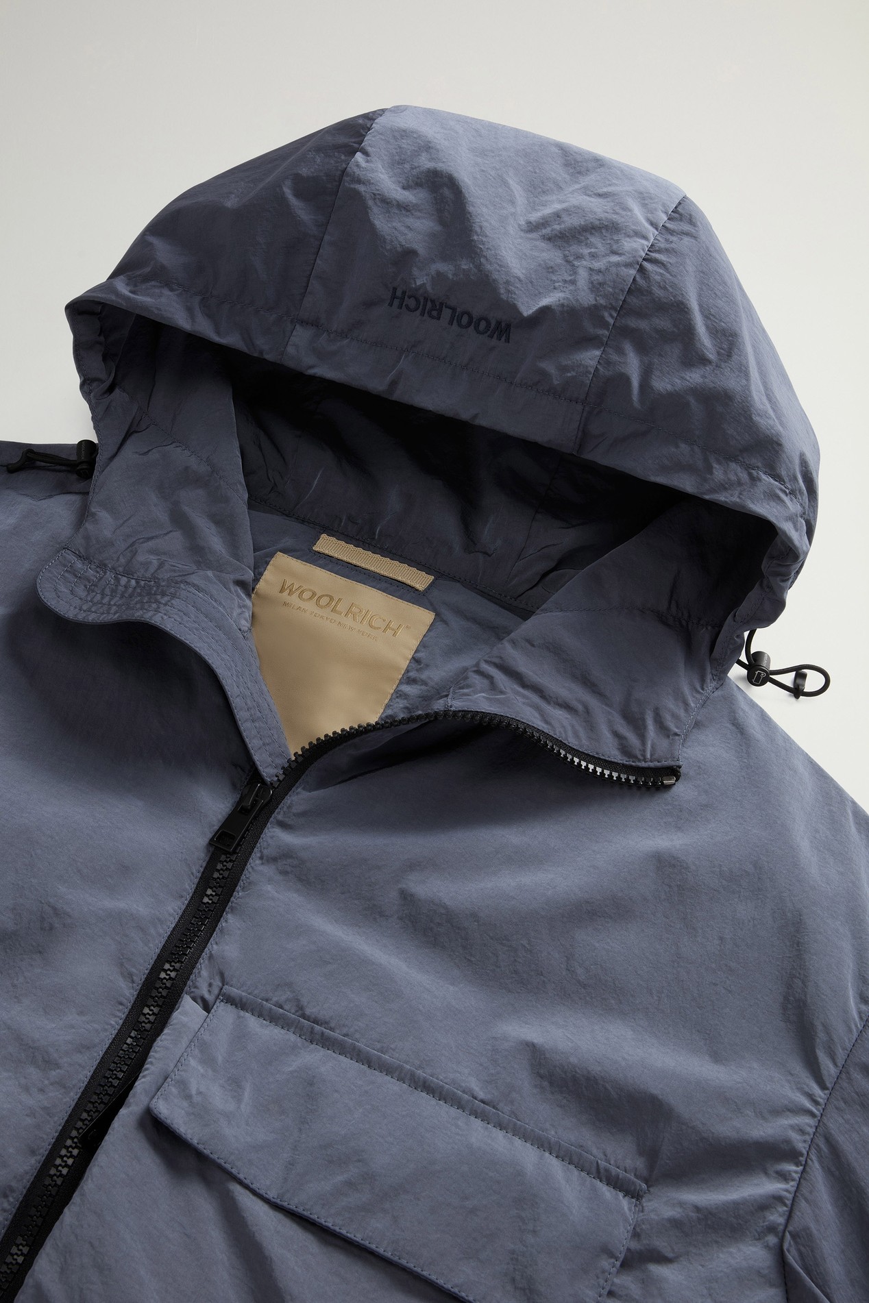SHINY NYLON HOODED JACKET Blue photo 6 | Woolrich