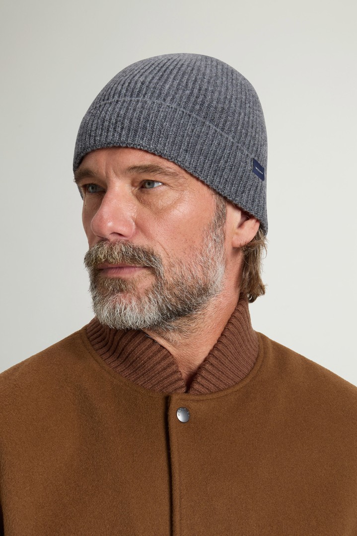 Ribbed Beanie in Virgin Wool and Cashmere Gray photo 1 | Woolrich