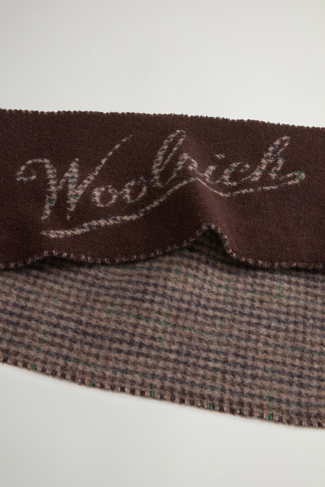 Scarf in Pure Wool with Checked Pattern Green photo 5 | Woolrich