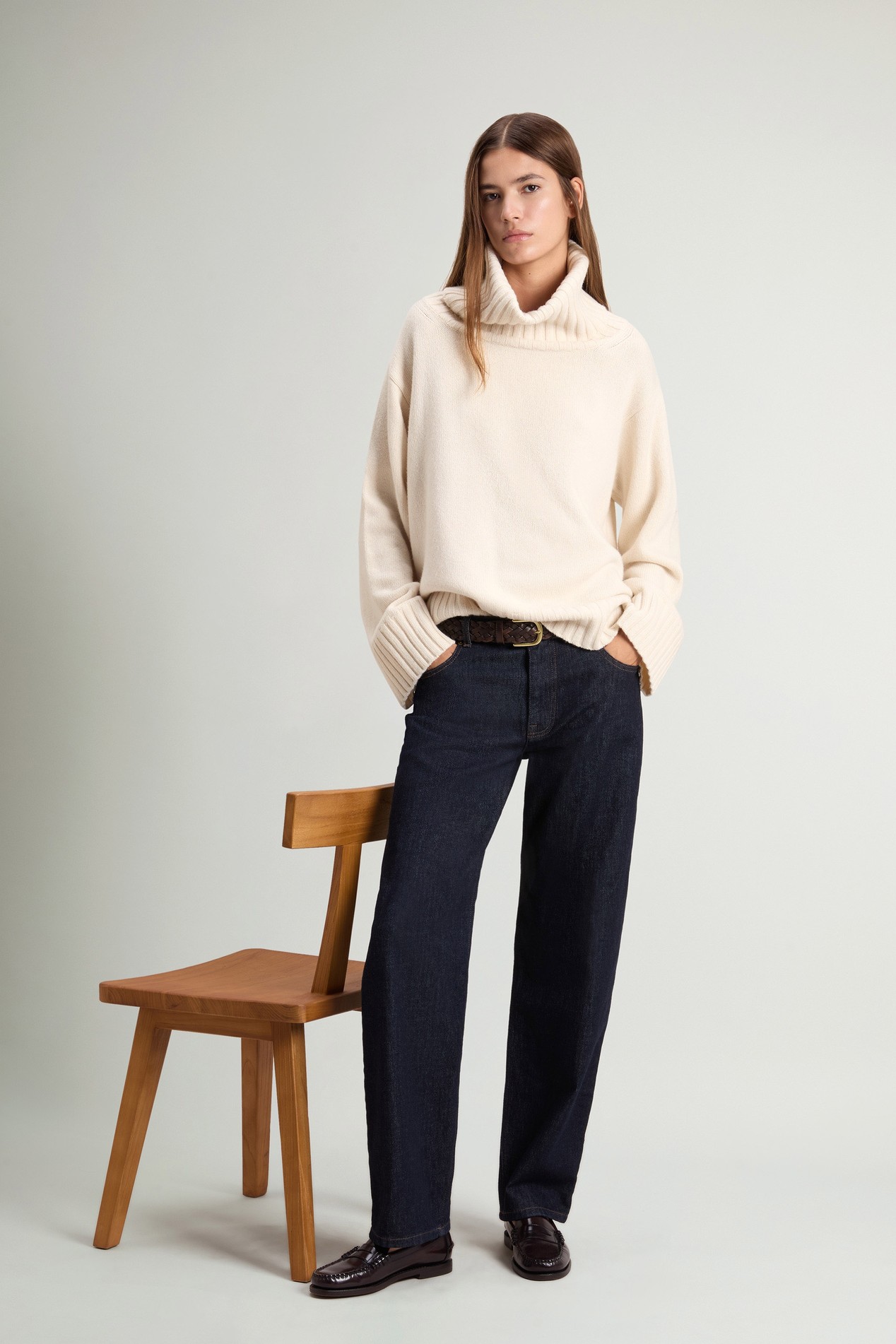 Turtleneck Sweater in Wool and Cashmere Blend White photo 2 | Woolrich