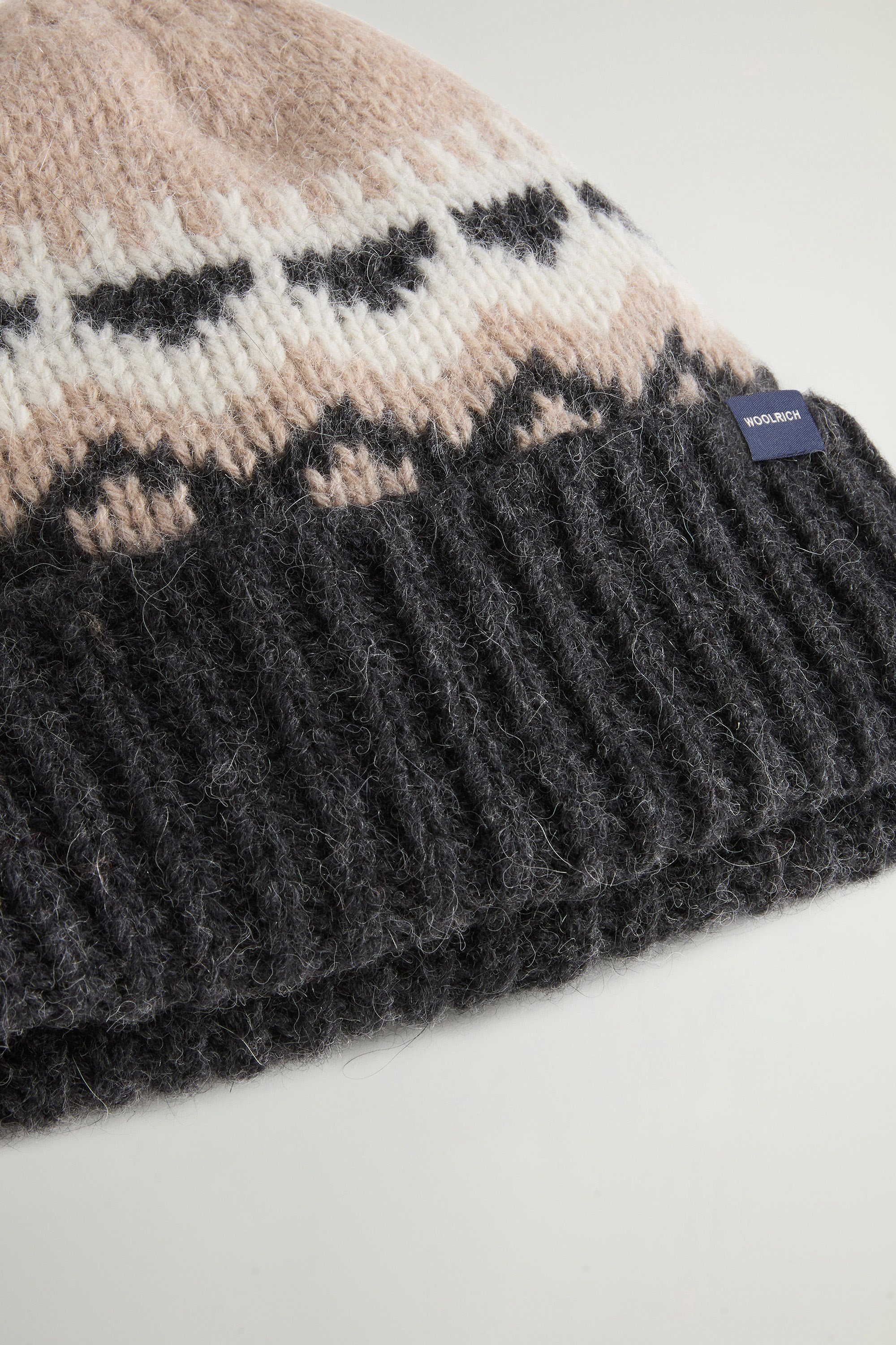 ALPACA BLEND FAIRISLE BEANIE Gray photo 4 | Woolrich