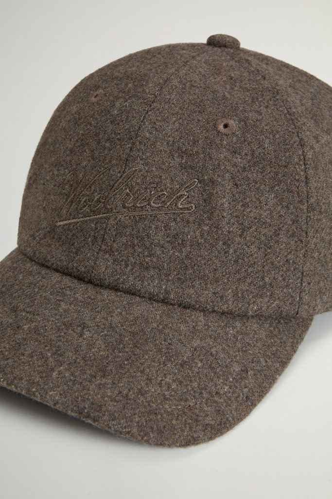SOLID WOOL BASEBALL CAP Brown photo 4 | Woolrich