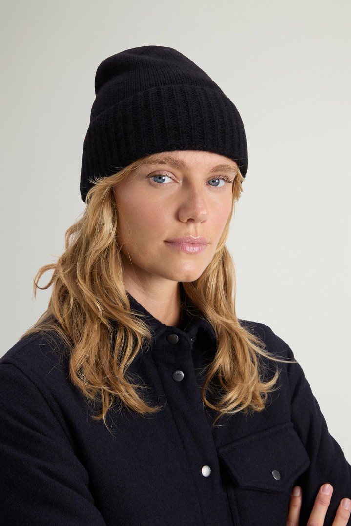 Pure Cashmere Beanie Black photo 1 | Woolrich
