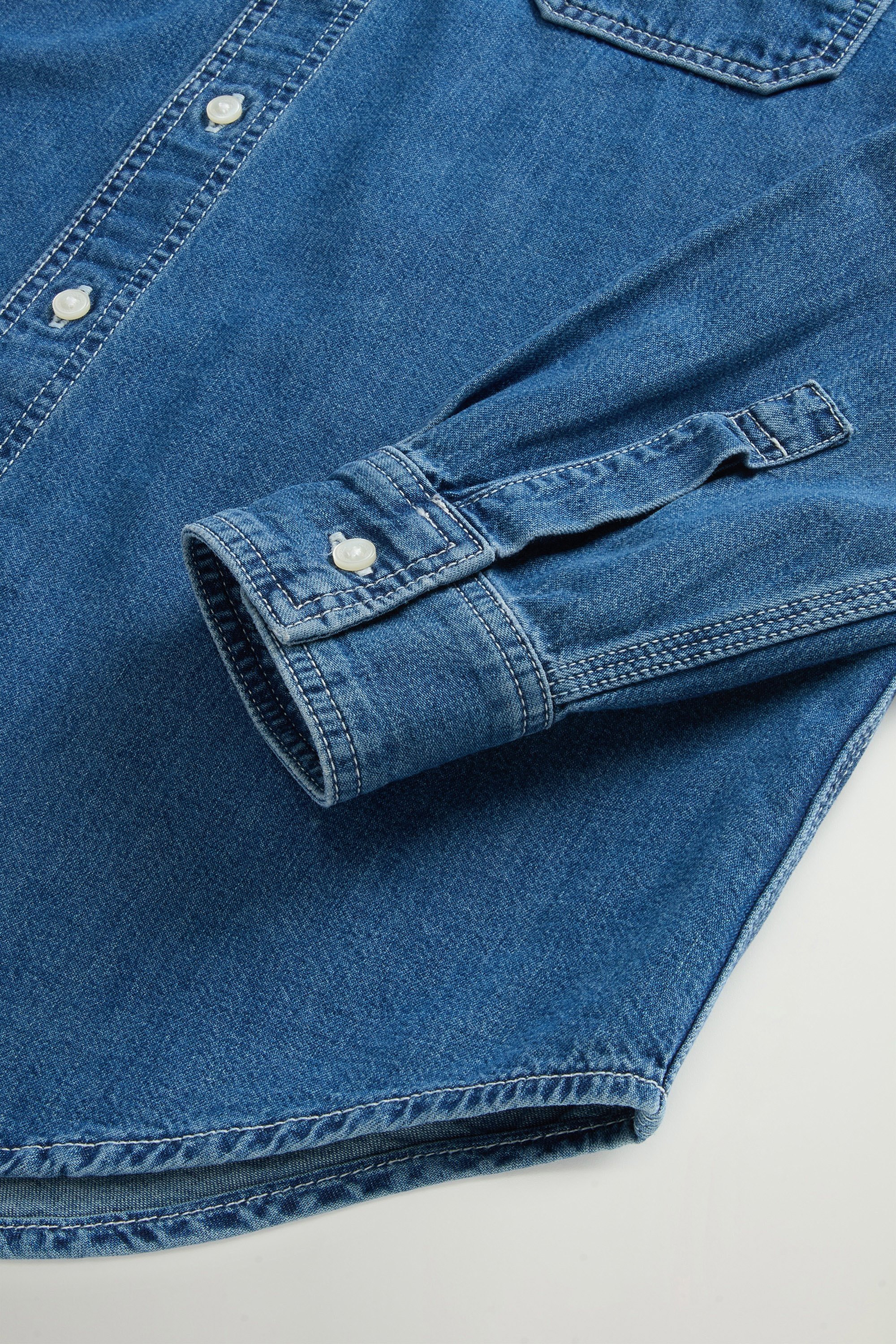 Shirt in Lightweight Pure Cotton Denim Blue photo 7 | Woolrich