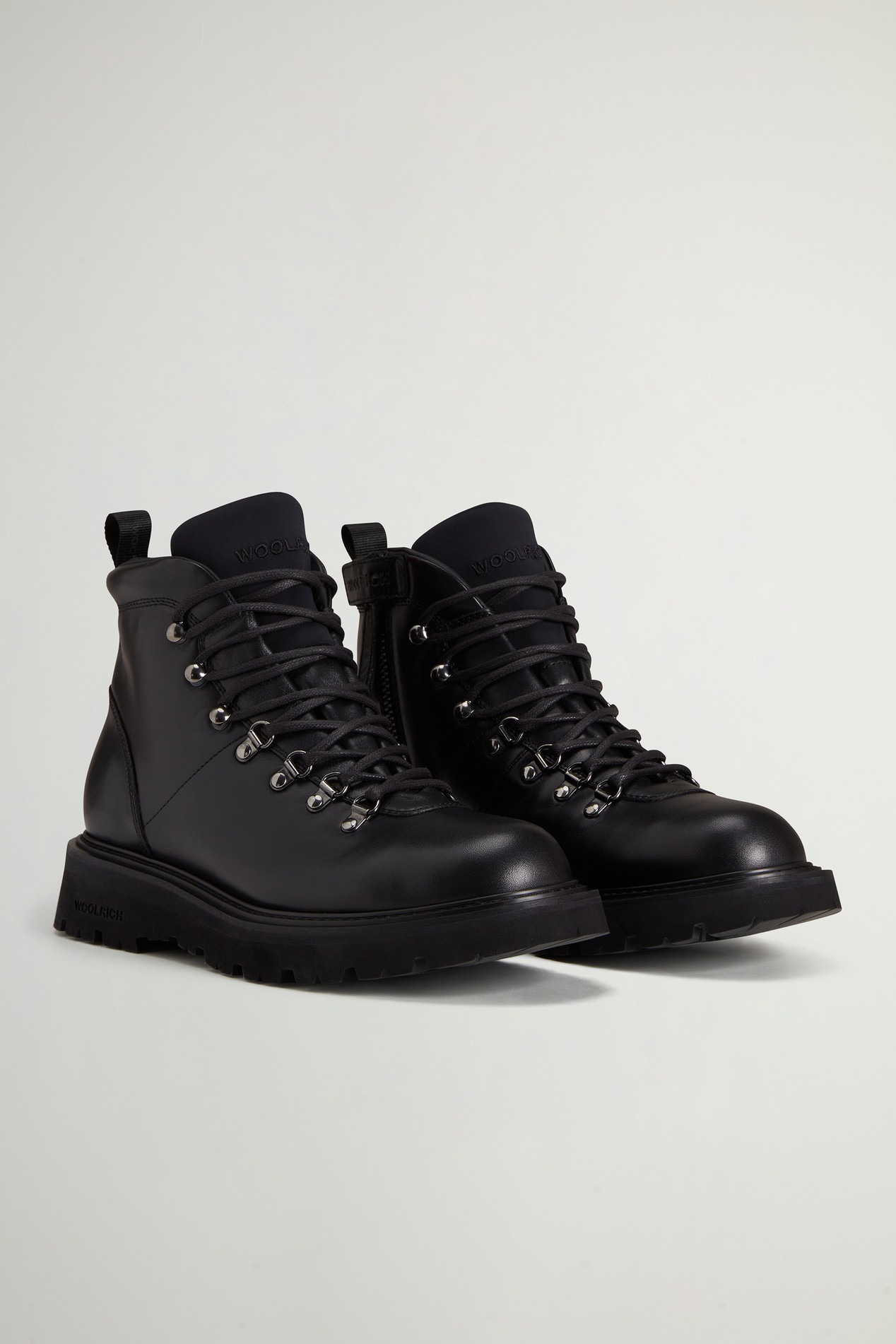 Hiking Boots in Leather Black photo 2 | Woolrich