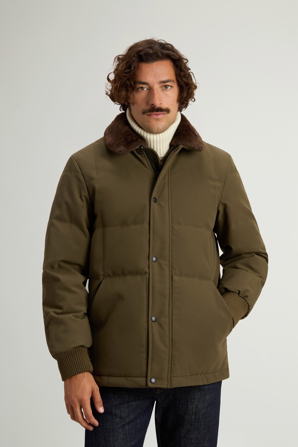 Blizzard Jacket in Quilted Canvas Green photo 1 | Woolrich