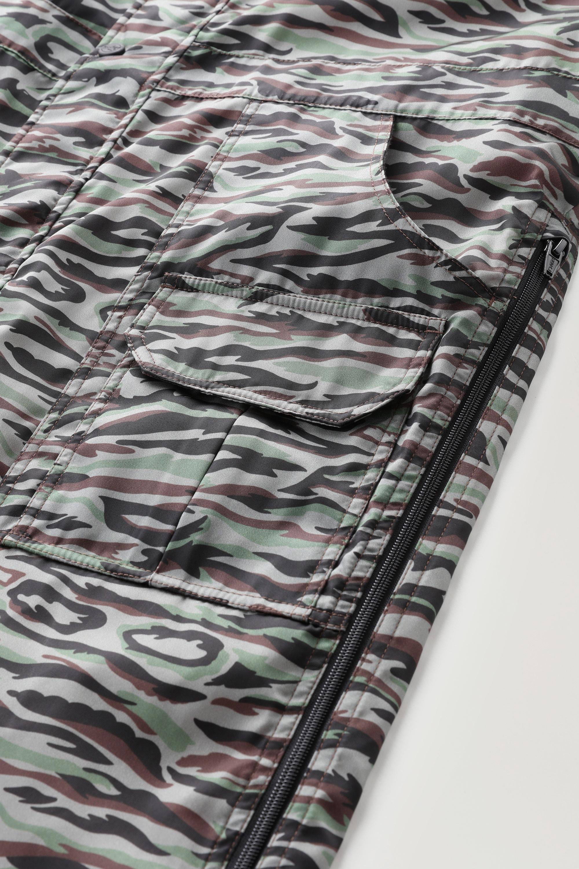 Jumpsuit with Shadowbark Camo Print - Serving the People / Woolrich Green photo 5 | Woolrich