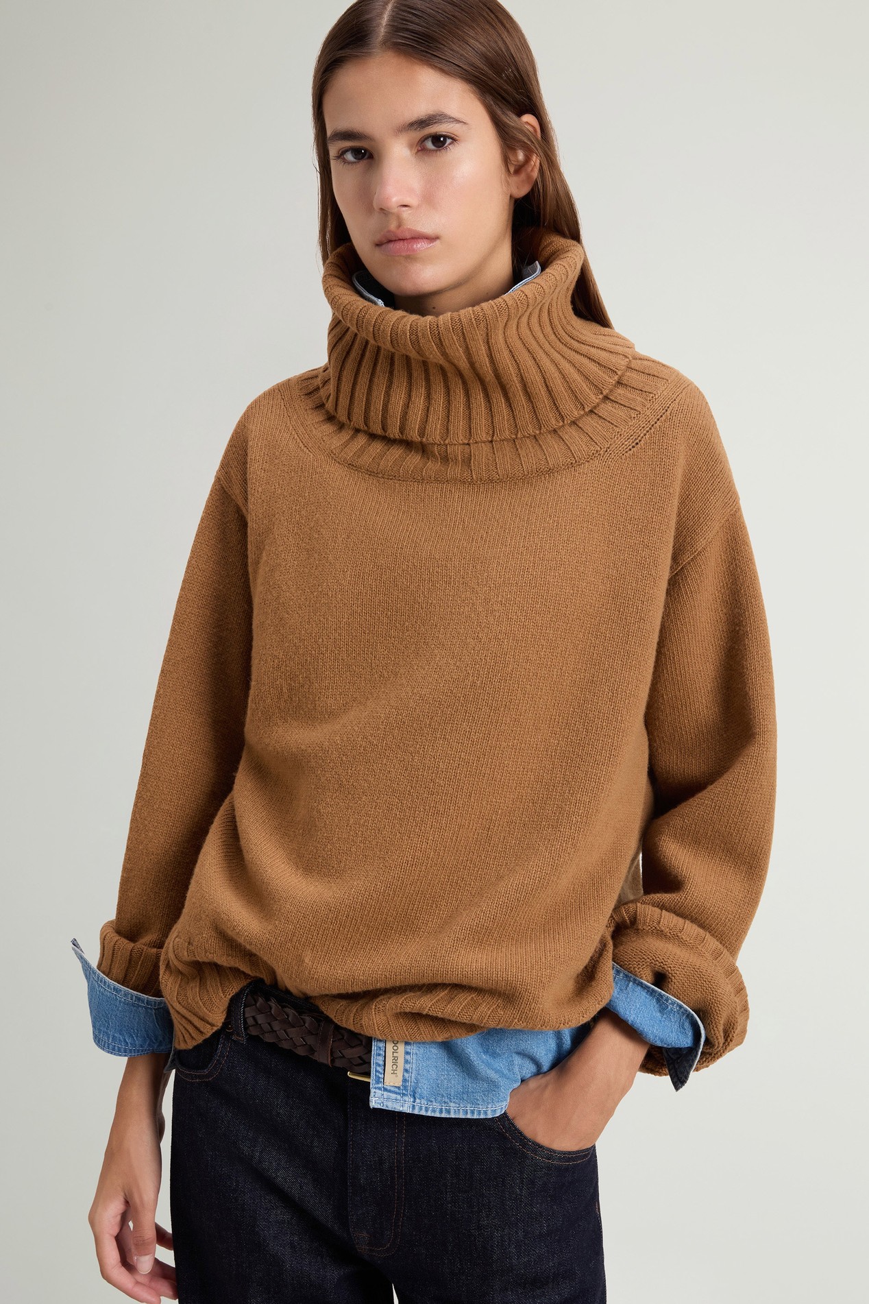 Turtleneck Sweater in Wool and Cashmere Blend Brown photo 4 | Woolrich