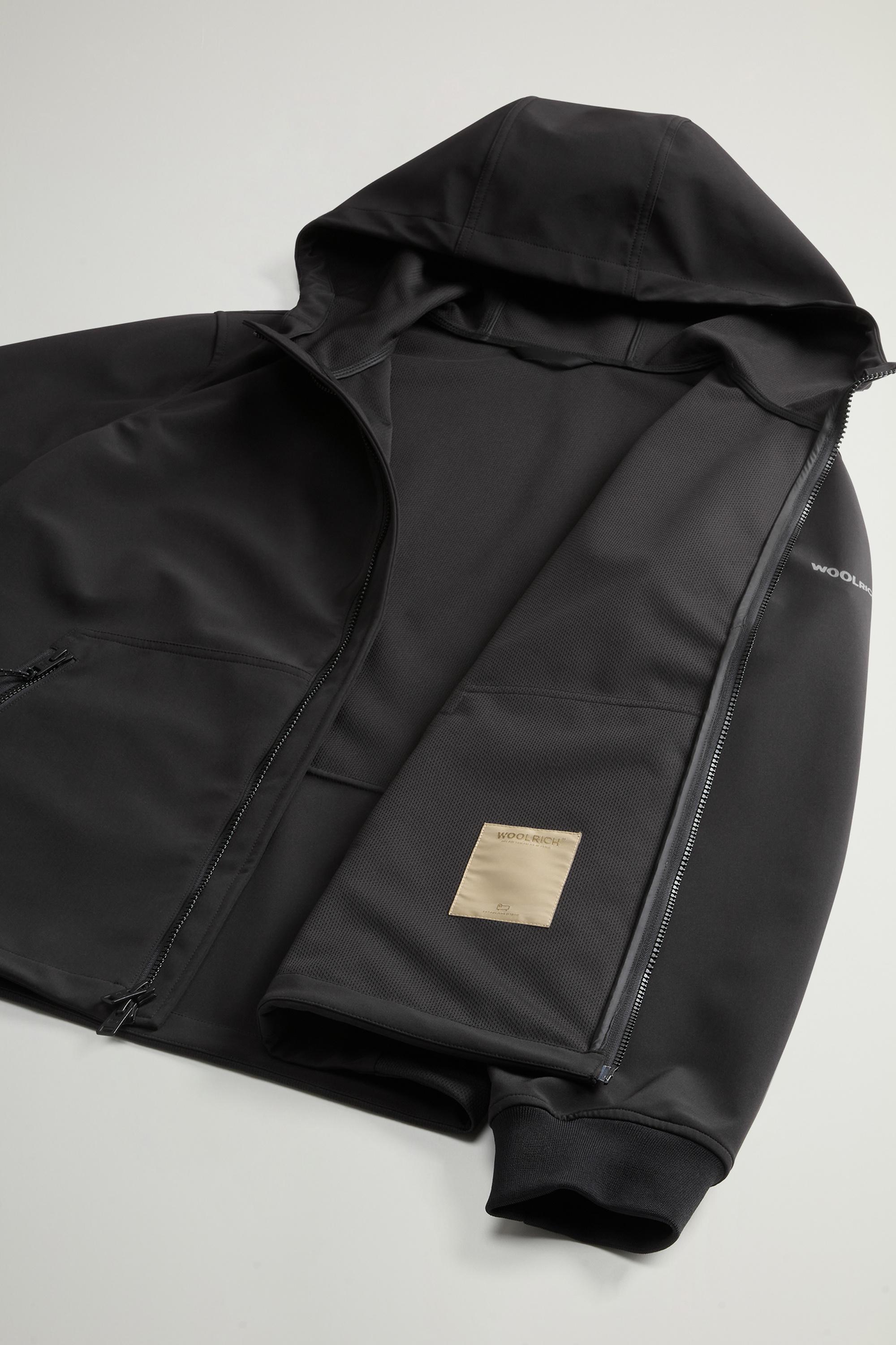 Jacke aus Tech Softshell Schwarz photo 5 | Woolrich