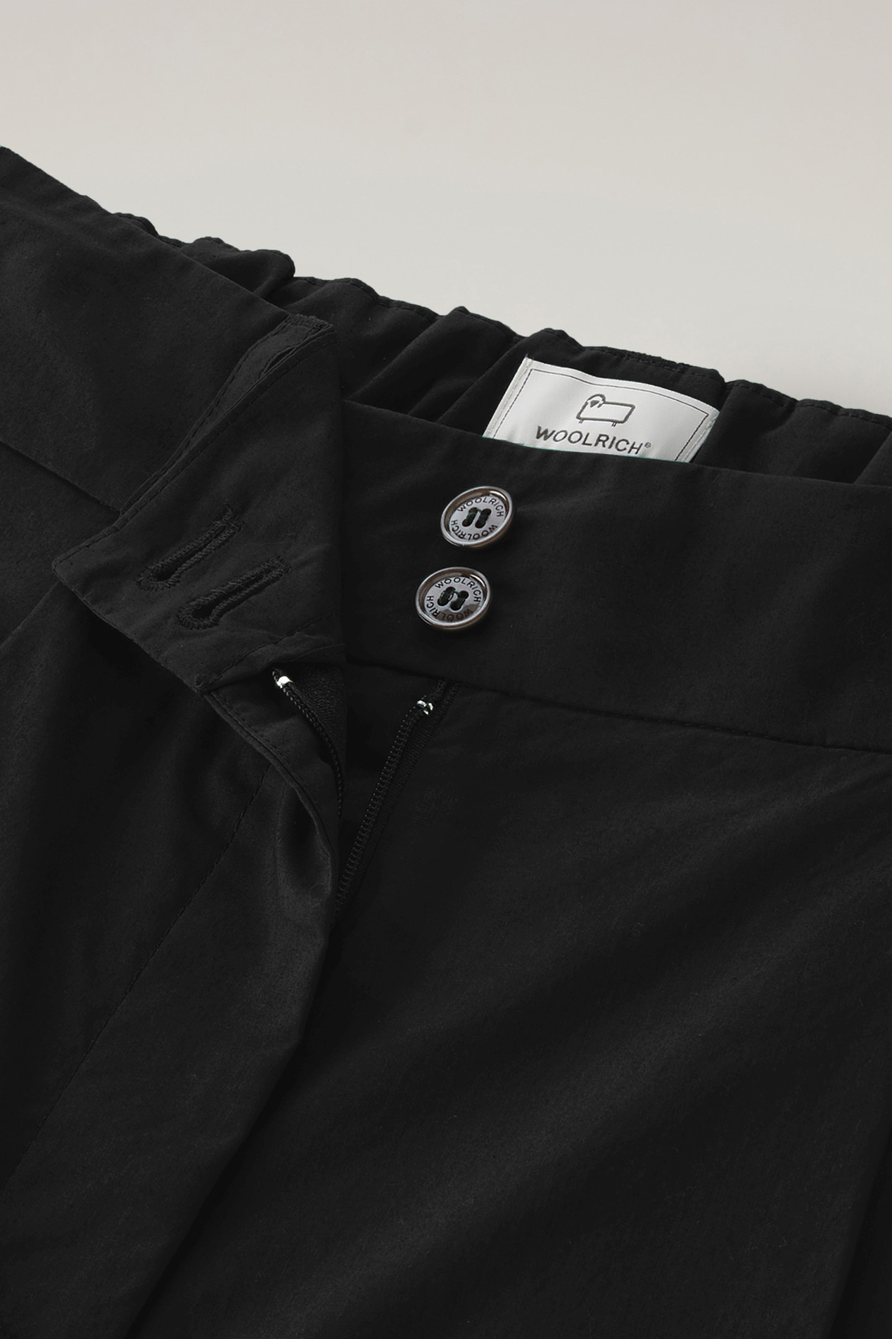 Pure Cotton Poplin Shorts Black photo 2 | Woolrich