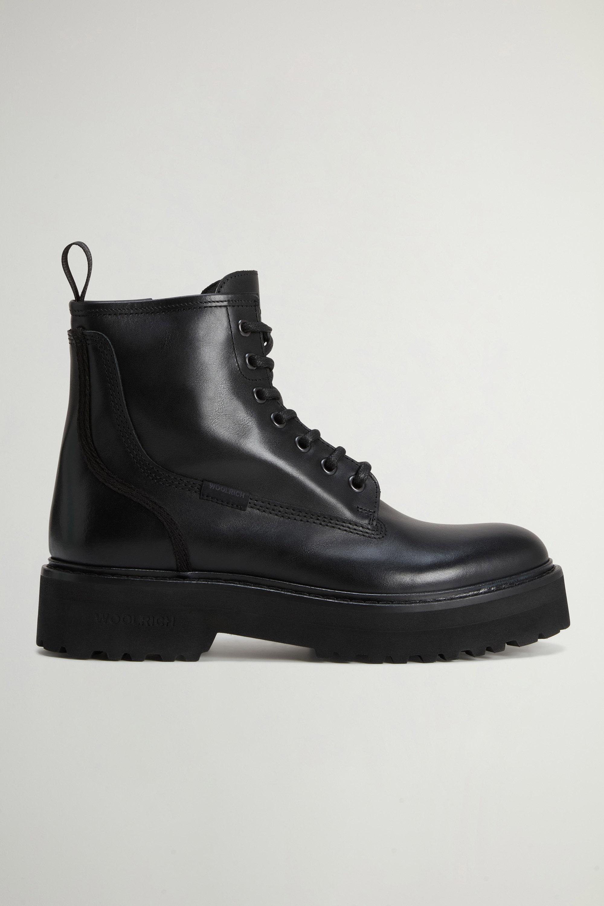Main Ankle Boots in Calfskin Black photo 1 | Woolrich