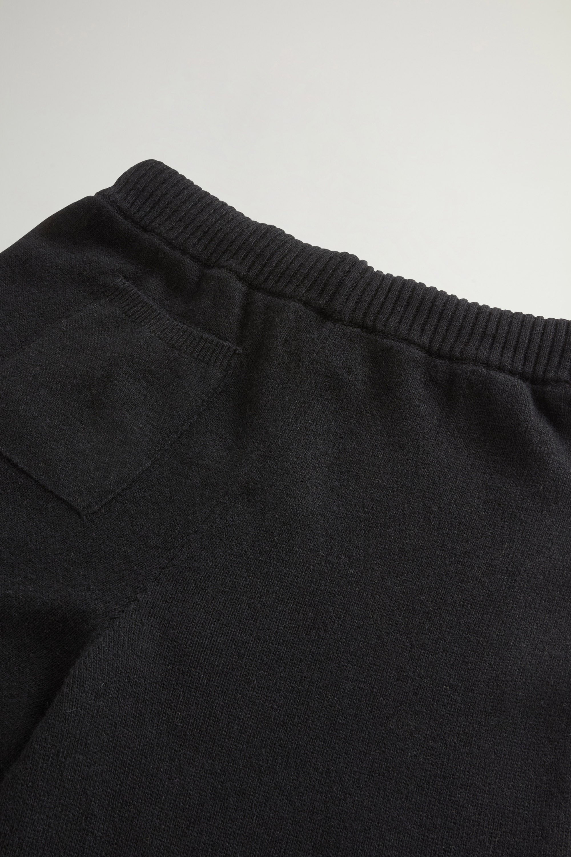 Pantalon en laine et cachemire Noir photo 6 | Woolrich