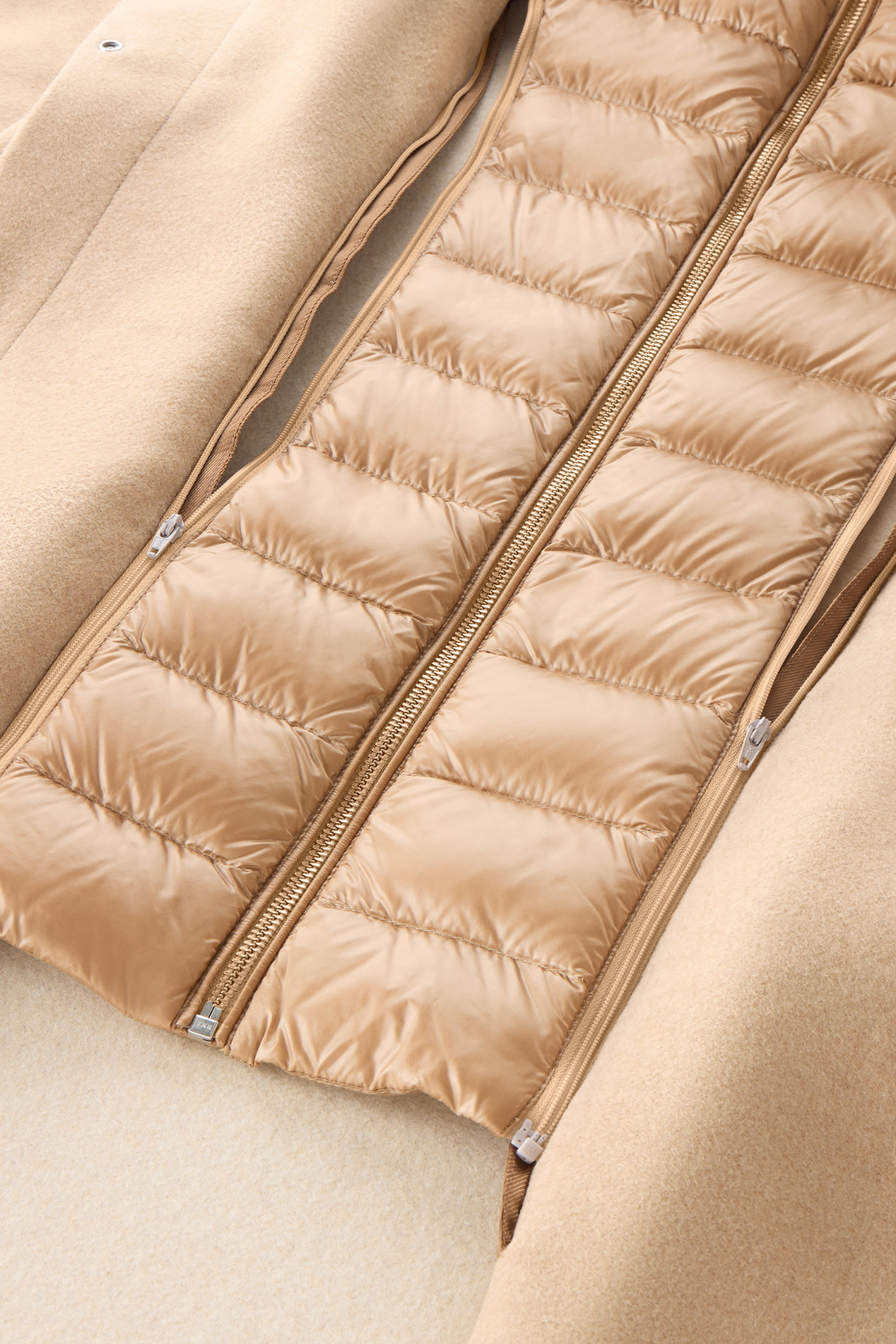 2-in-1 Sideline Parka in Manteco Recycled Wool Blend Beige photo 5 | Woolrich