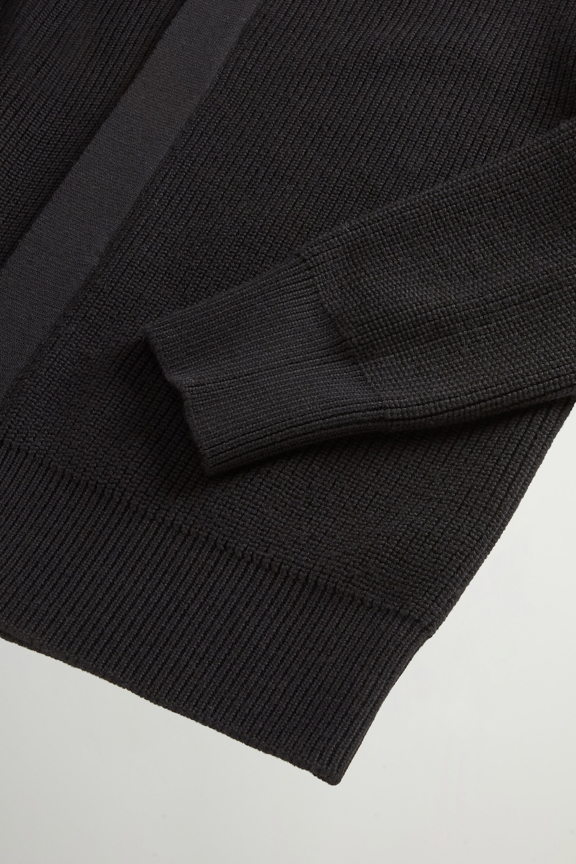 FINE MERINOS FULL-ZIP CARDIGAN GG13 Zwart photo 6 | Woolrich