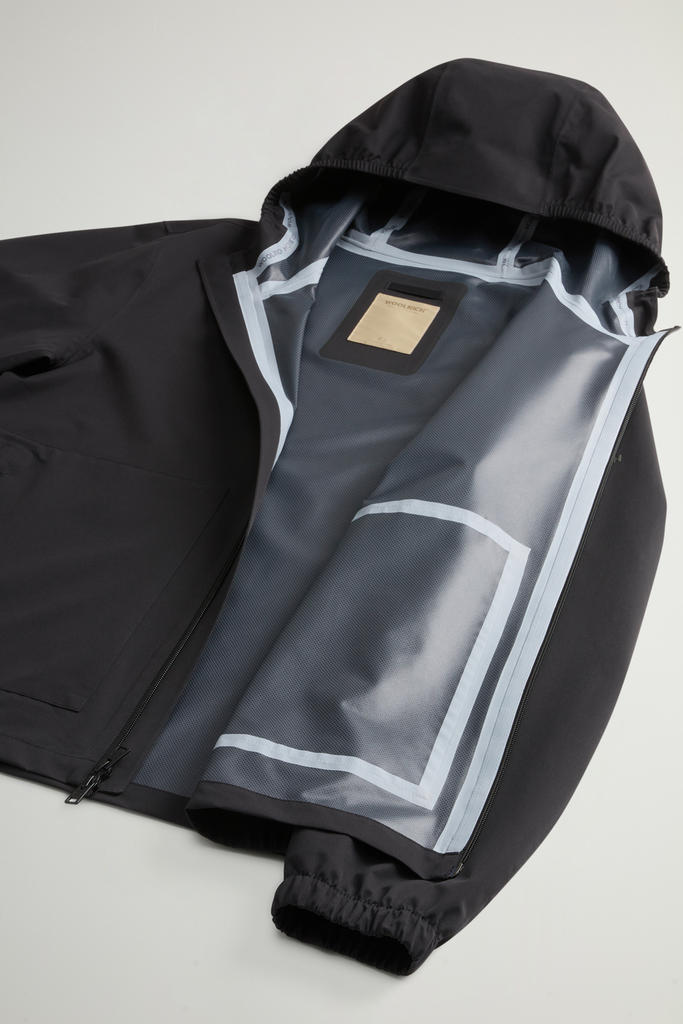 Waterproof Pacific Jacket in Two-Layered Fabric Black photo 9 | Woolrich