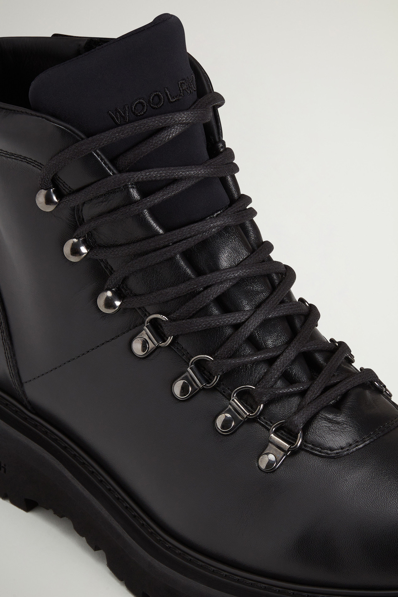 Hiking Boots in Leather Black photo 5 | Woolrich