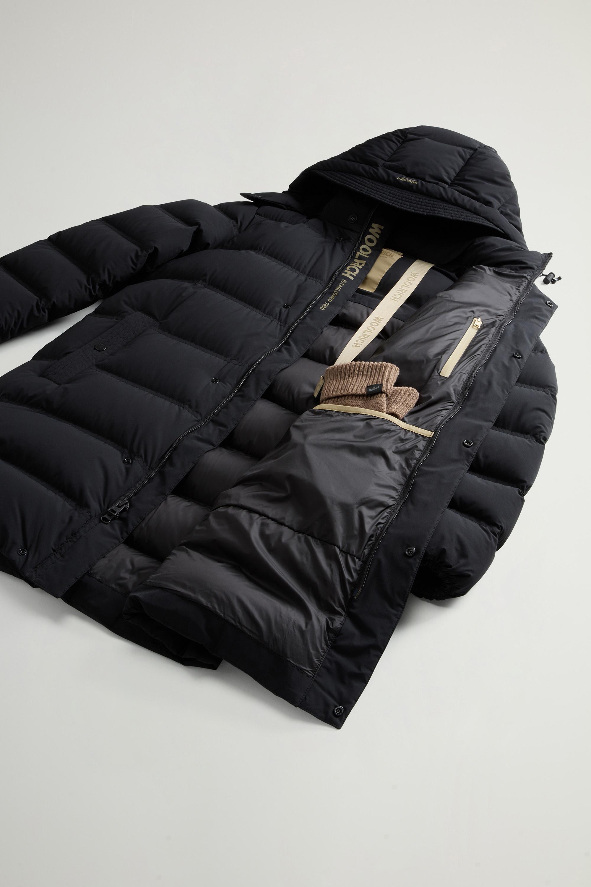 MATT STRETCH LONG PUFFER Black photo 9 | Woolrich