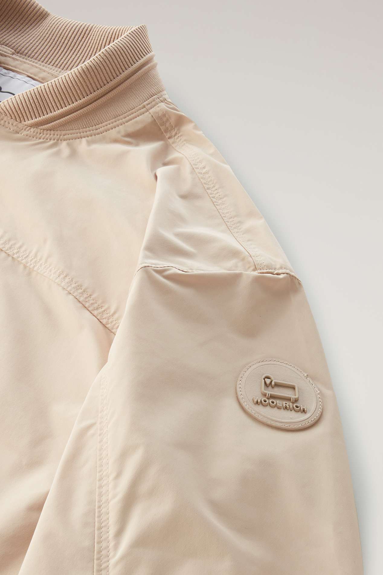 Summer Bomber in Urban Touch Beige photo 3 | Woolrich