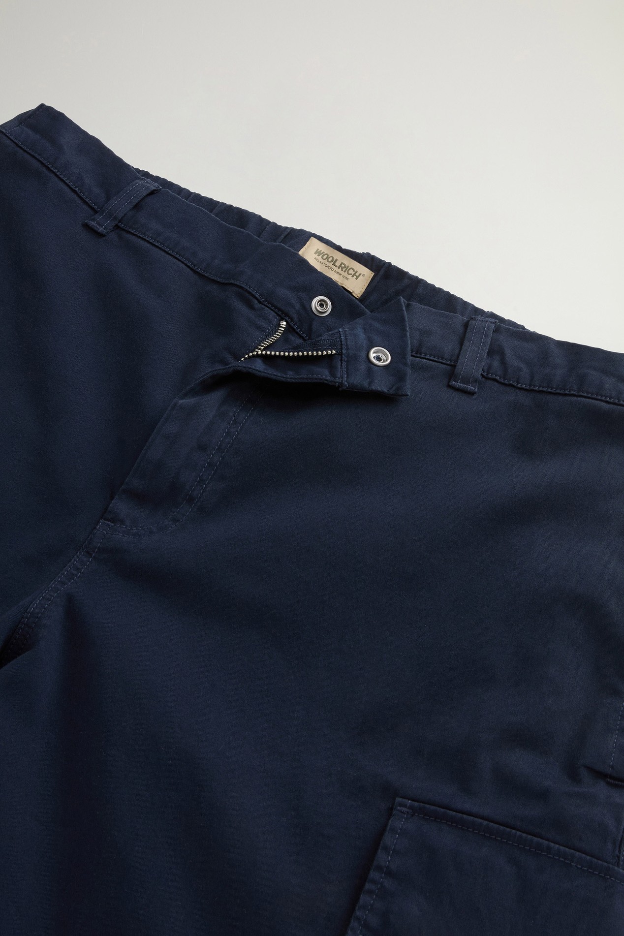 COTTON TWILL CARGO SHORT GD Blue photo 4 | Woolrich