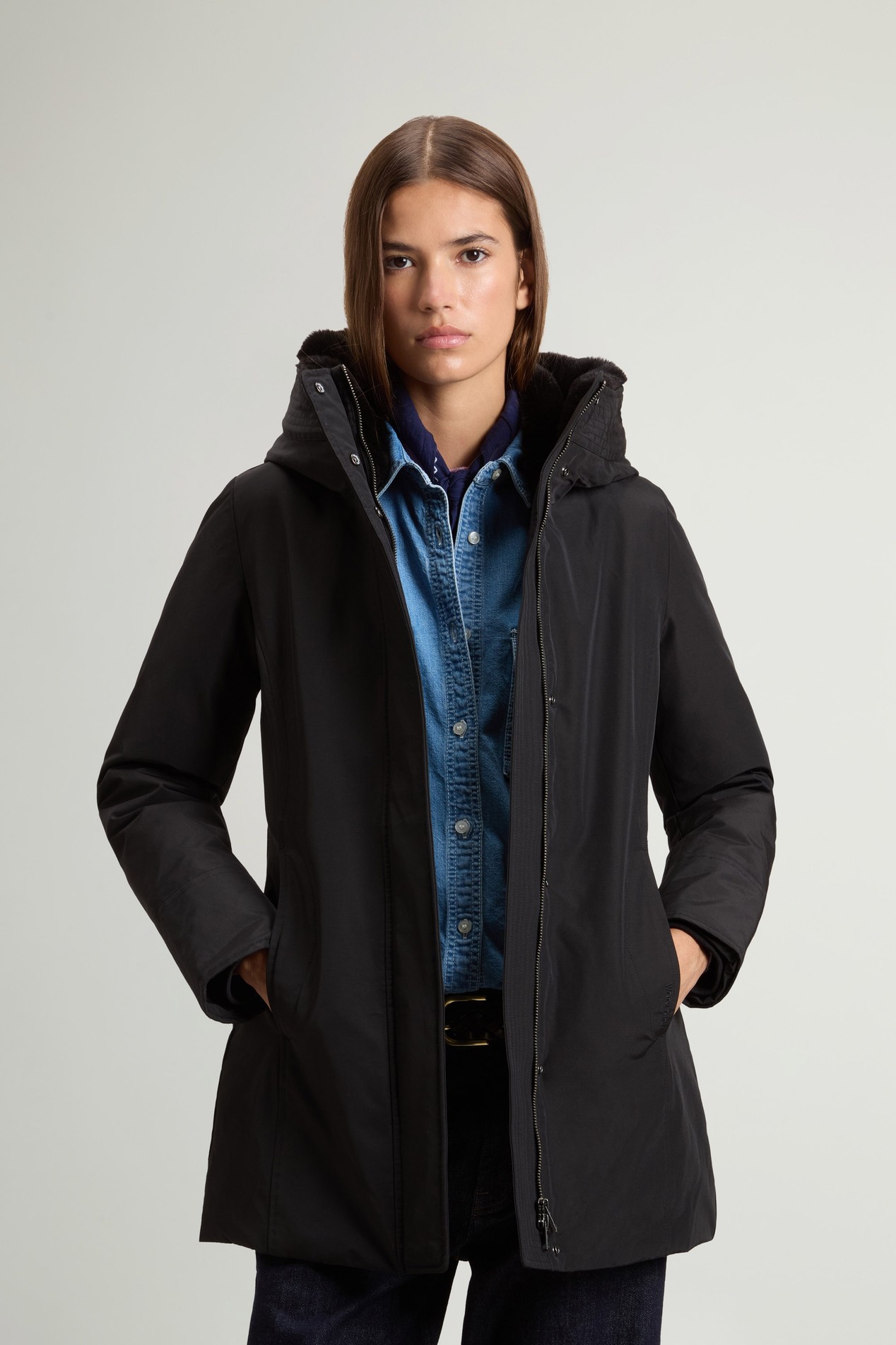 BOULDER FAUX FUR PARKA Black photo 1 | Woolrich