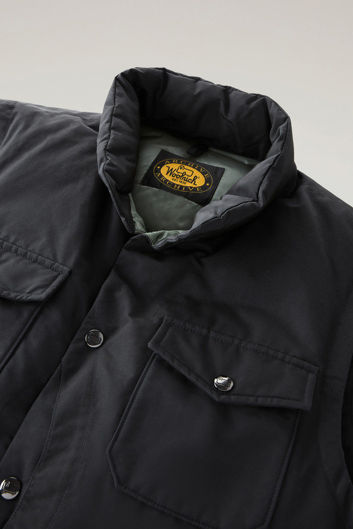 Half Moon Padded Vest in Ramar Cloth Black photo 2 | Woolrich