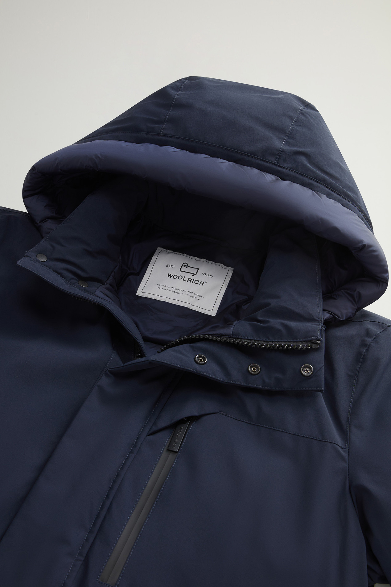 Mountain Parka in Stretch Nylon Blue photo 2 | Woolrich