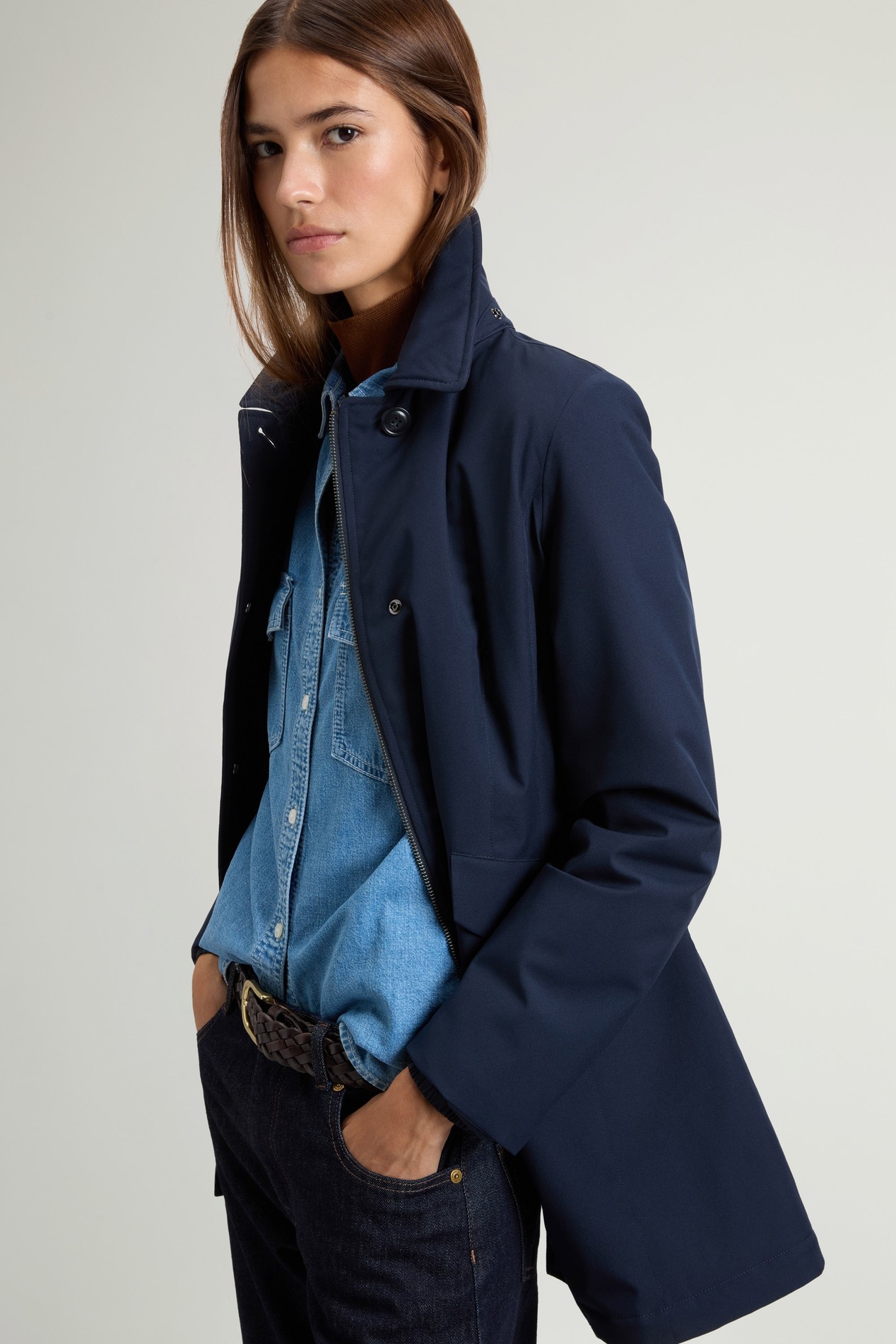 Manteau en Light Stretch à capuche amovible Bleu photo 4 | Woolrich