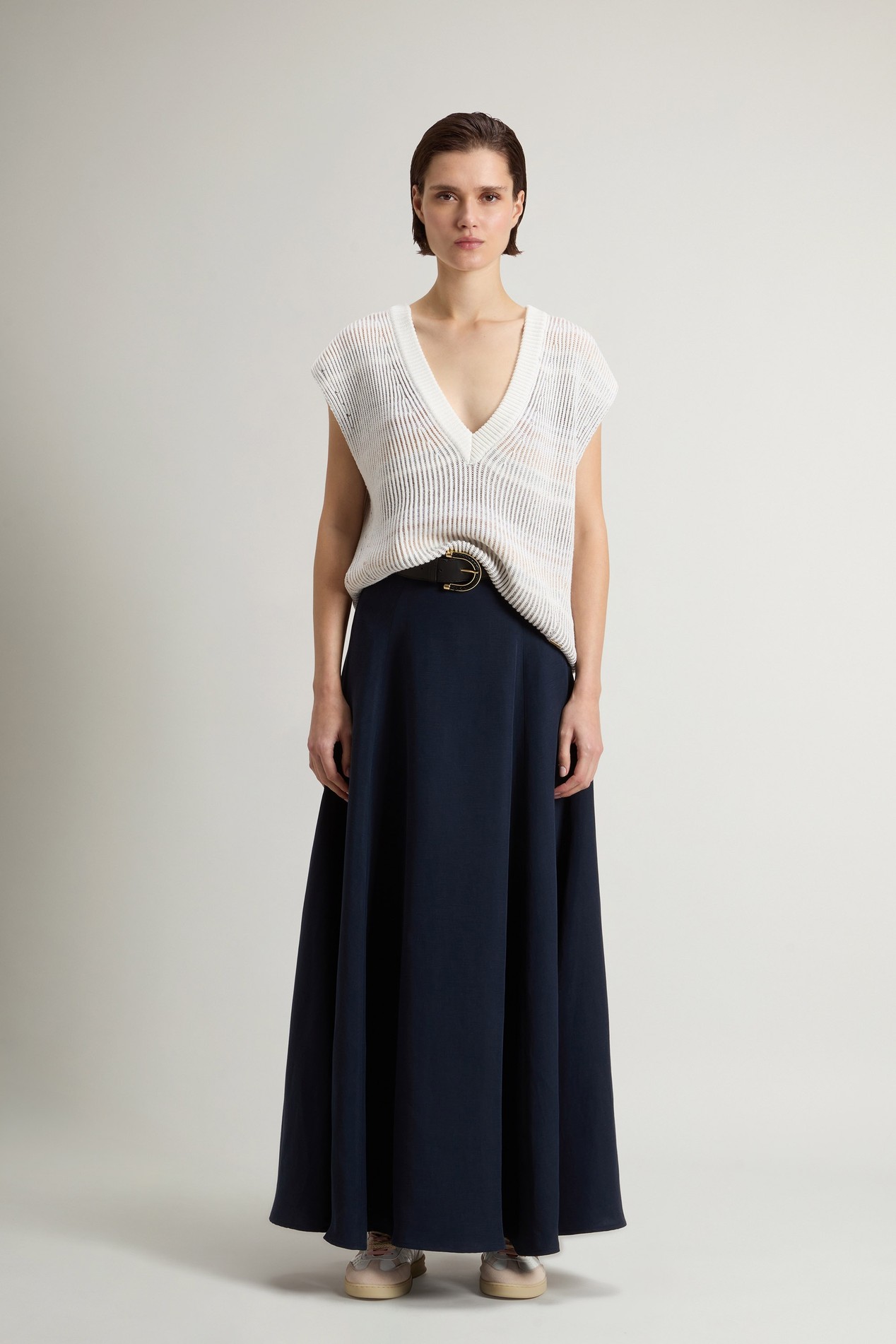 COTTON VISCOSE SLEEVELESS SWEATER White photo 2 | Woolrich